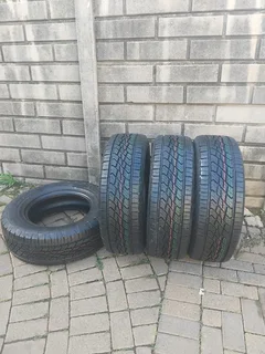 255/70R17 CONTINENTAL CROSS CONTACT Tyres A Set Of Four On Sale.