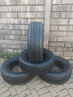 255/70R17 CONTINENTAL CROSS CONTACT Tyres A Set Of Four On Sale.