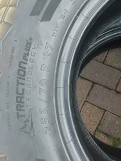 CONTINENTAL CROSS CONTACT Tyres 255/70R17 A Set of four on sale.