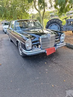 Mercedes 280SE