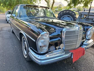 Mercedes 280SE