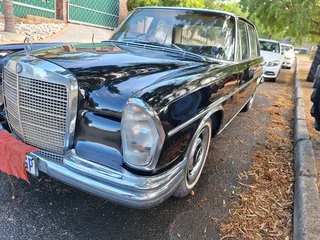 Mercedes 280SE