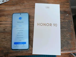 Honor 90 lite