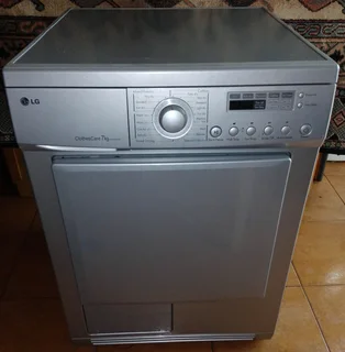 Silver LG 7kg, Condenser tumble dryer.