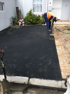Tar Surfacing  Contractors available