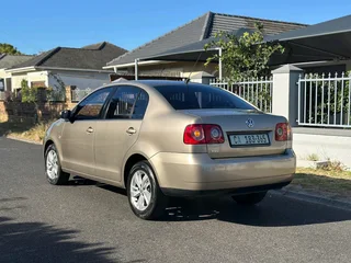 VW Polo vivo sedan automatic