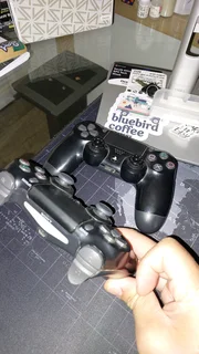 2 Original playstation 4 controllers v2