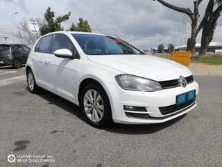 2013 Vw 1.4 Tsi Golf 7 Bluemotion R115,000 mint condition
