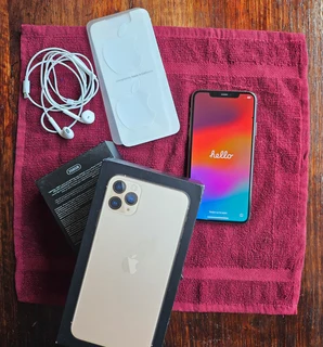 Iphone 11 Pro Max 256gb &#43; Accessories