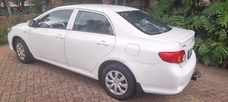 2009 Toyota Corolla (Excellent) Incl. R.W, Lic. &amp; Reg.