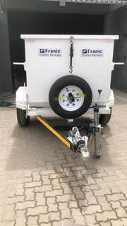 Sand , stone and building materials delivery service