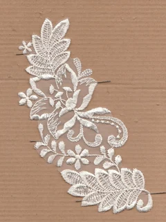 Vintage Embroidered Cream Lace Motif - Sewing - Crafts