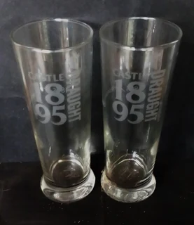 2 x 500ml Castle Draught Glasses - Collectable