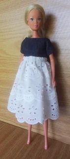 Barbie, Steffi Love Expectant Fashion Dolls Clothes - Anglaise Maternity Dress, Petticoat & Pant