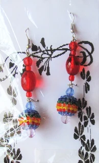 Red Beaded Bead Earrings