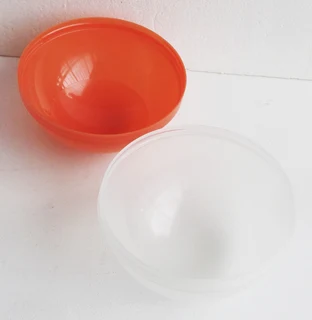 Vintage - Round Plastic Orange Weighed Non Tip / Non Spill Bowl with Lid