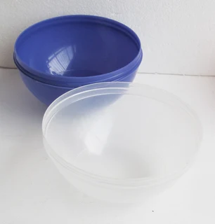 Vintage - Blue Round Plastic Weighed Non Tip / No Spill Bowl with Lid