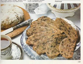 Robert Carrier&#39;s Kitchen - Part 50 - 1981 - Cookbook