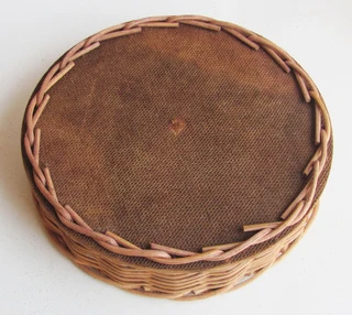 Round Wicker Basket - DIY - Crafts