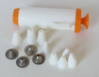 Vintage - Cake Icing Gun with Nozzles