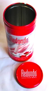 Collectable Tin - Luxury Cream Wafers - Strawberry and Cream - Indonesia