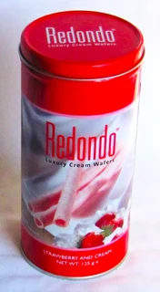 Collectable Tin - Luxury Cream Wafers - Strawberry and Cream - Indonesia