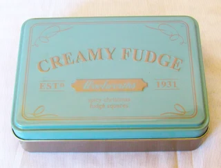 Collectable Tin - Woolworths - Creamy Fudge - 2009