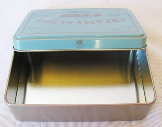 Collectable Tin - WOOLWORTHS - Creamy Fudge - 2009