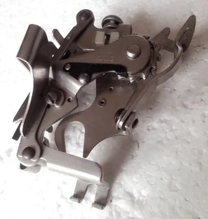 Vintage - Singer Ruffler Pressure Foot for Sewing Machine