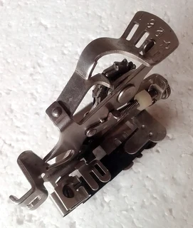 Vintage - Singer Ruffler Pressure Foot for Sewing Machine