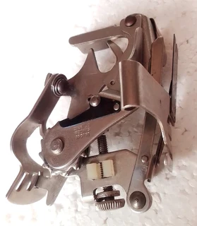 Vintage - Singer Ruffler Pressure Foot for Sewing Machine