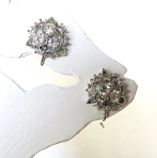 Vintage Clip On Fashion Earrings