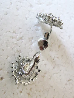 Vintage Clip On Fashion Earrings