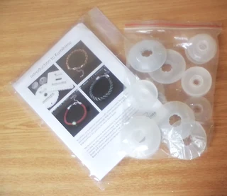 Bead-Fairy Square Kumihimo Plate (Braiding Disc) & 7 No Tangle Beadsmith Thread Bobbins - Crafts