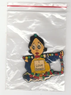 Vintage Metal Fridge Magnet - I LOVE BEADS
