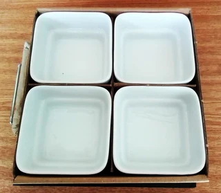 Vintage - HOME COLLECTION - 4 Serving Dishes with Wood Tray and Forks