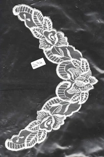 Vintage White Embroidered Lace Motif - Sewing Accessories - Crafts