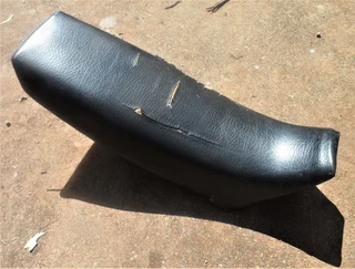 Tdr185 Yamaha Original Motorcycle Seat - Ref No 0004