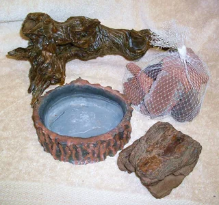 Reptiles and Snakes - Small Tank Accessories