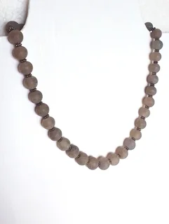 Light Lilac / Mauve Frosted Agate Gemstone Necklace