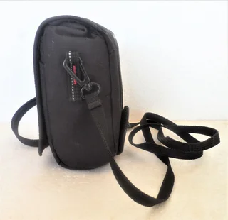 KATA - Black Small Digital Camera Bag / Case - DF408