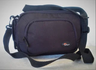 Lowepro Camera And Accessory Bag - Black - Clips 110 Camcorder Shoulder Bag