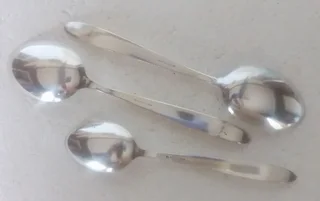 Vintage - 1970&#39;s Silver Plated 2 x Desertspoons and 1 Tablespoon