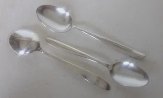 Vintage - 1970&#39;s Silver Plated 2 x Desertspoons and 1 Tablespoon