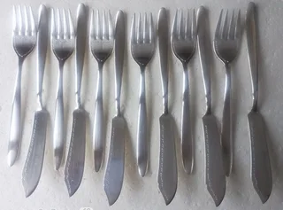 Vintage - 1970's 6 x Silver Plated Fish Knives and Forks