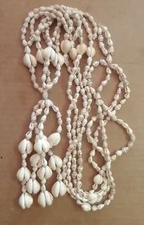 Vintage Cowrie Sea Shell Hanging Pot Plant Holder