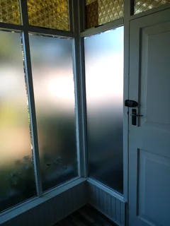 Decorative frost vinyl designs to glass