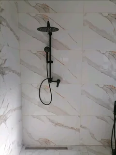 AVAILABLE PLUMBER 24/7.