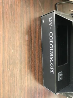 Uv light,sieve and diamond sorting paper