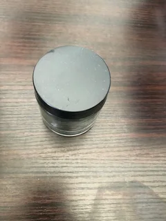 Uv light,sieve and diamond sorting paper